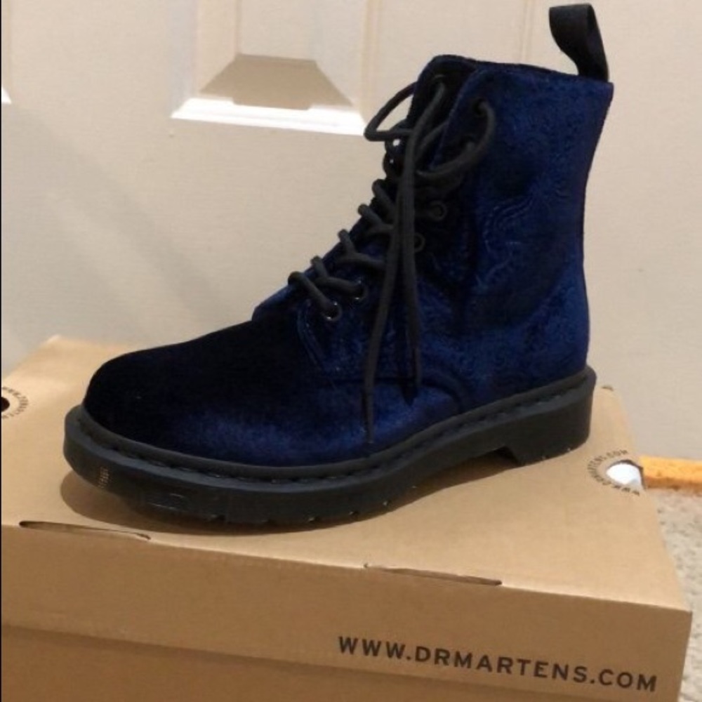 NEW 1460 Limited Edition Blue Velvet Doc Martens